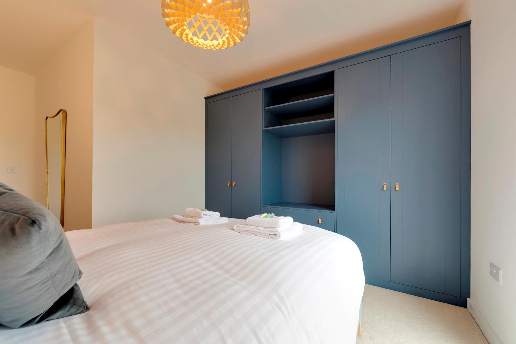 Pass The Keys Stunning And Spacious Modern Flat - Own Car Park Cambridge  Exterior photo