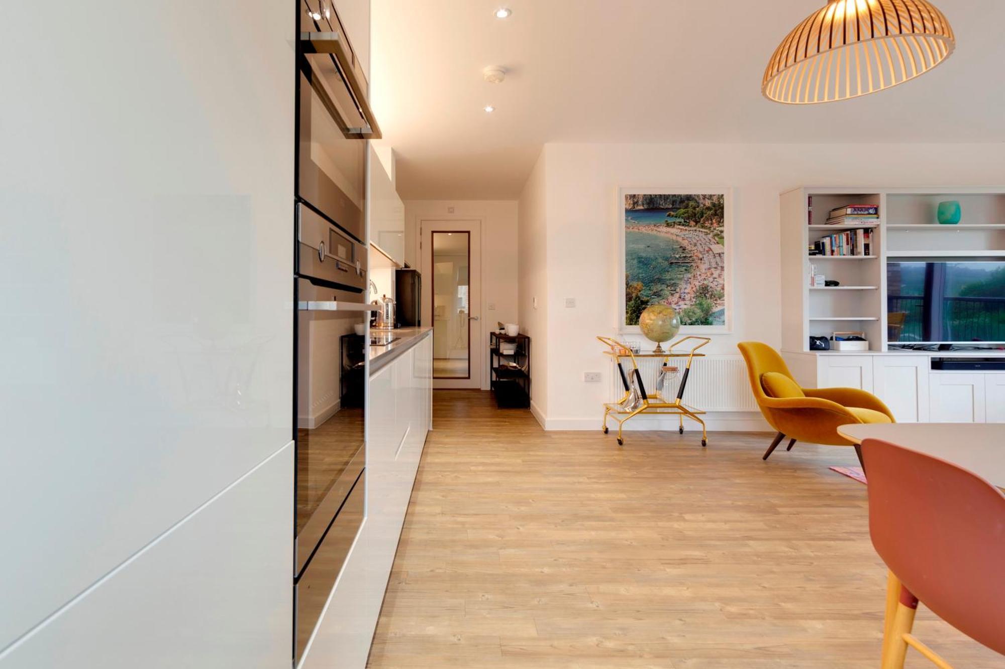 Pass The Keys Stunning And Spacious Modern Flat - Own Car Park Cambridge  Exterior photo